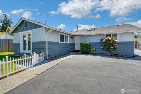 1309 99th Street E Tacoma WA 98445