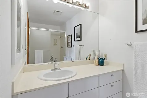 5113 19th Avenue S Seattle WA 98108