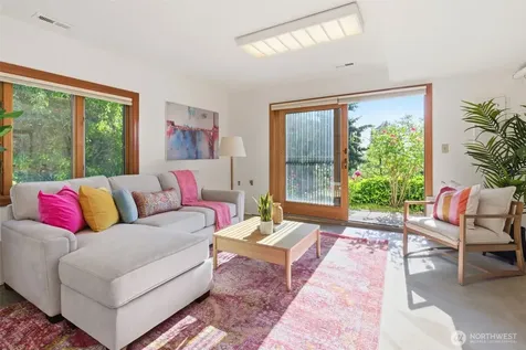 5113 19th Avenue S Seattle WA 98108
