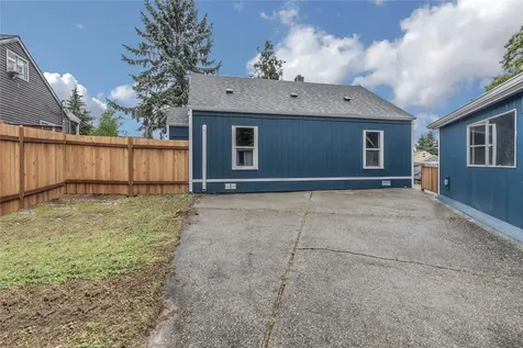238 North Lane Tacoma WA 98404