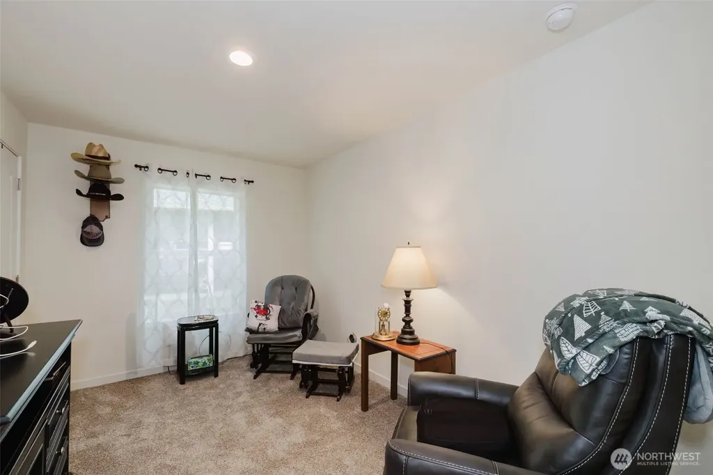540 E Lakeshore Drive E Shelton WA 98584