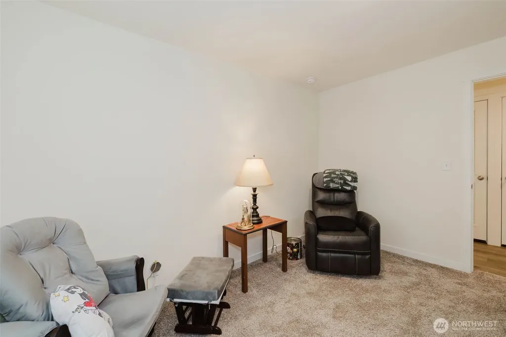 540 E Lakeshore Drive E Shelton WA 98584