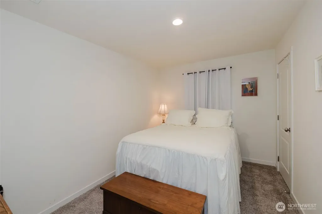 540 E Lakeshore Drive E Shelton WA 98584
