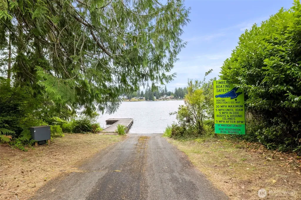 540 E Lakeshore Drive E Shelton WA 98584