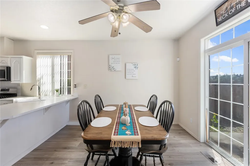 8305 Sweetbrier Loop SE Olympia WA 98513