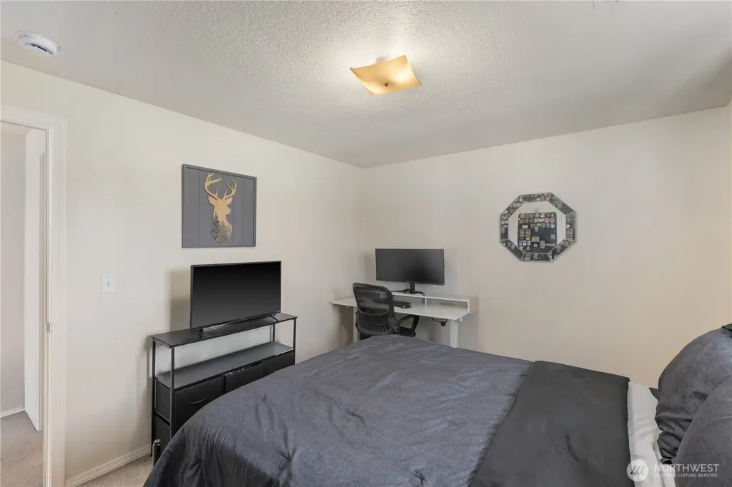8305 Sweetbrier Loop SE Olympia WA 98513