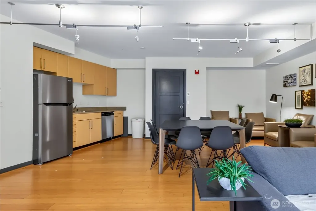 413 NE 70th Street Seattle WA 98115