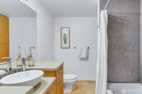 413 NE 70th Street Seattle WA 98115
