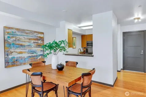 413 NE 70th Street Seattle WA 98115