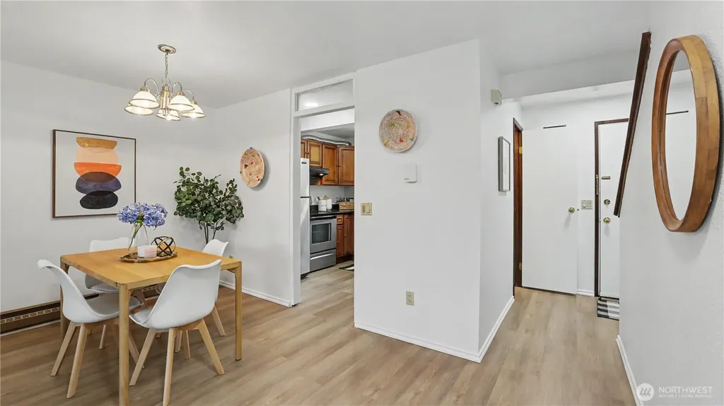 12517 SE 30th Street Bellevue WA 98005