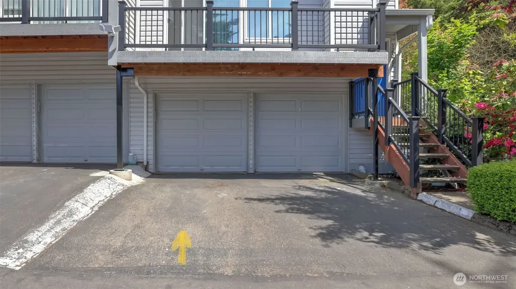 12517 SE 30th Street Bellevue WA 98005