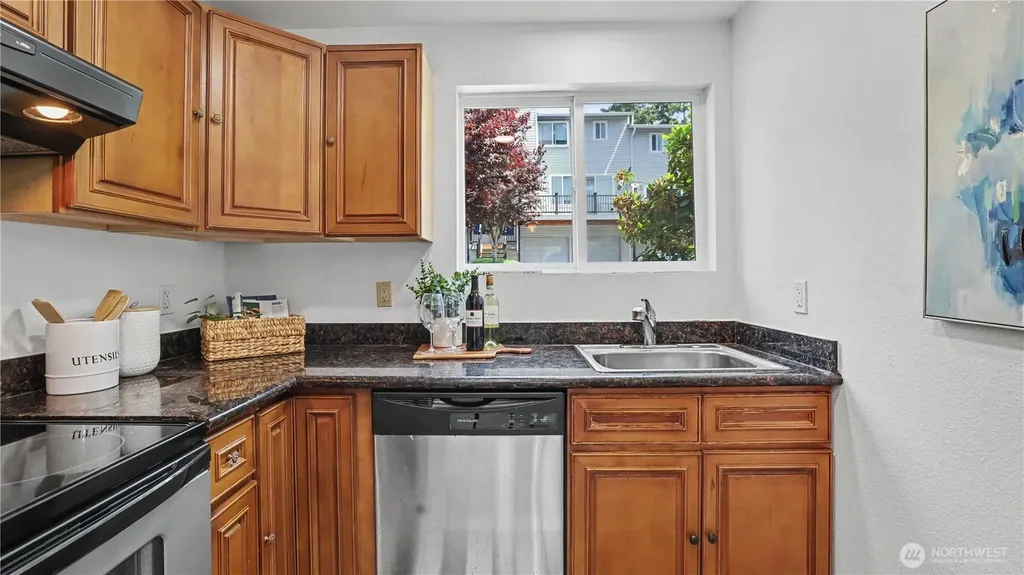 12517 SE 30th Street Bellevue WA 98005