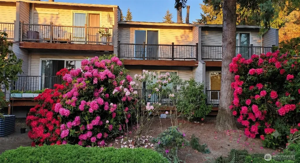12517 SE 30th Street Bellevue WA 98005