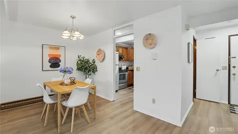 12517 SE 30th Street Bellevue WA 98005
