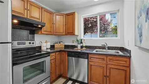 12517 SE 30th Street Bellevue WA 98005