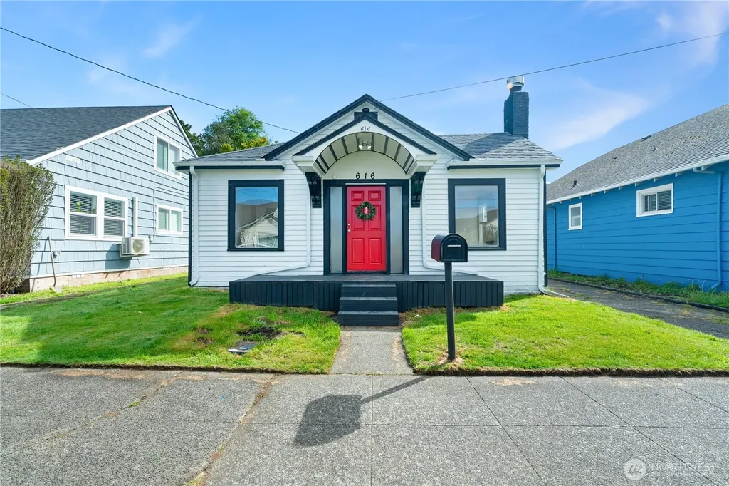 616 N Michigan Street Aberdeen WA 98520