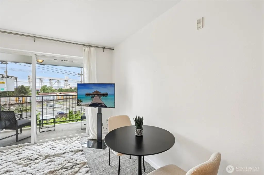 500 Elliott Avenue W Seattle WA 98119