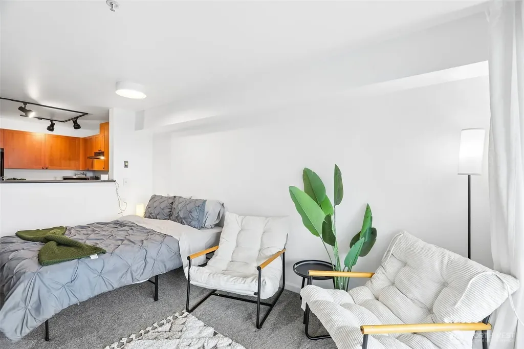 500 Elliott Avenue W Seattle WA 98119