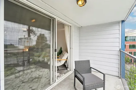 500 Elliott Avenue W Seattle WA 98119