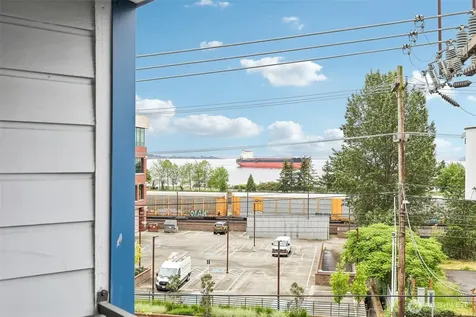 500 Elliott Avenue W Seattle WA 98119