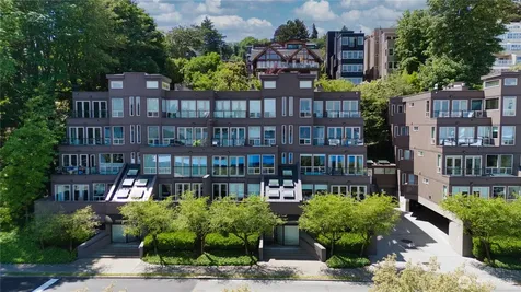2105 Westlake Avenue N Seattle WA 98109