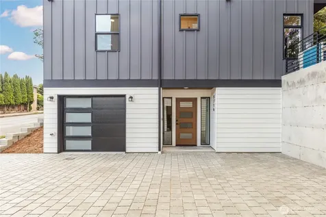 5716 NE 65th Street Seattle WA 98115