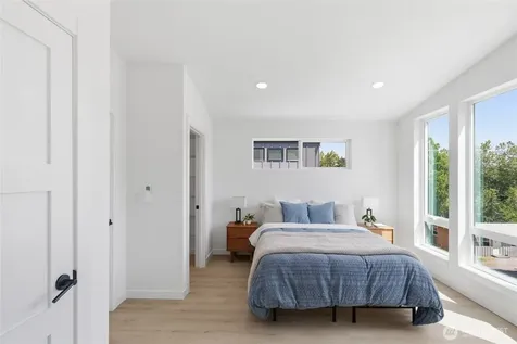 5716 NE 65th Street Seattle WA 98115