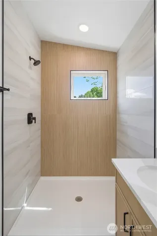 5716 NE 65th Street Seattle WA 98115
