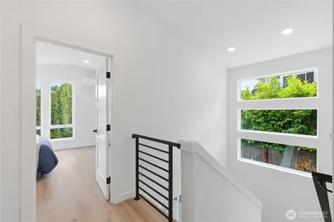 5716 NE 65th Street Seattle WA 98115