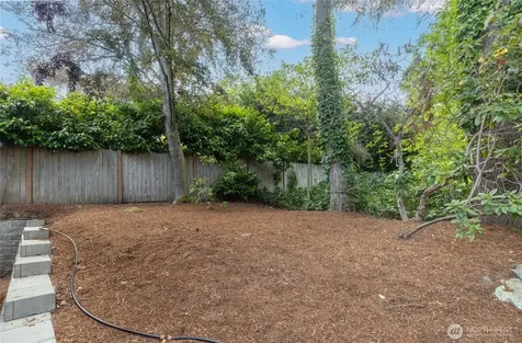 5716 NE 65th Street Seattle WA 98115