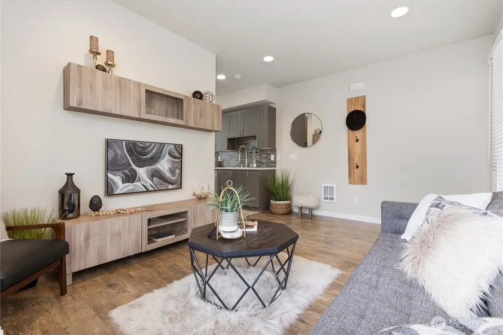 3619 Courtland Pl S Seattle WA 98144