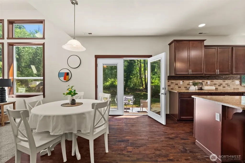 6524 Woodhill Drive NW Gig Harbor WA 98332