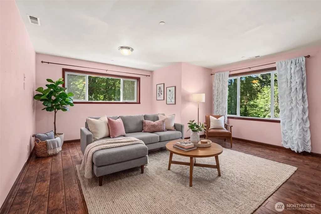 6524 Woodhill Drive NW Gig Harbor WA 98332