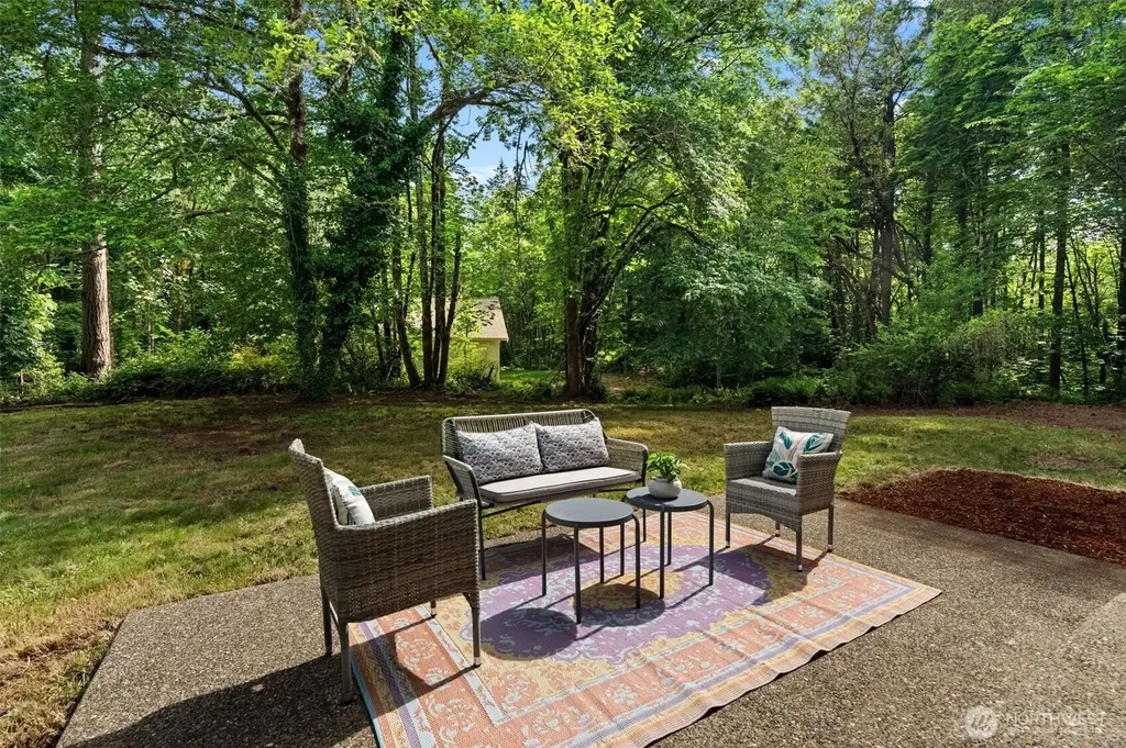 6524 Woodhill Drive NW Gig Harbor WA 98332