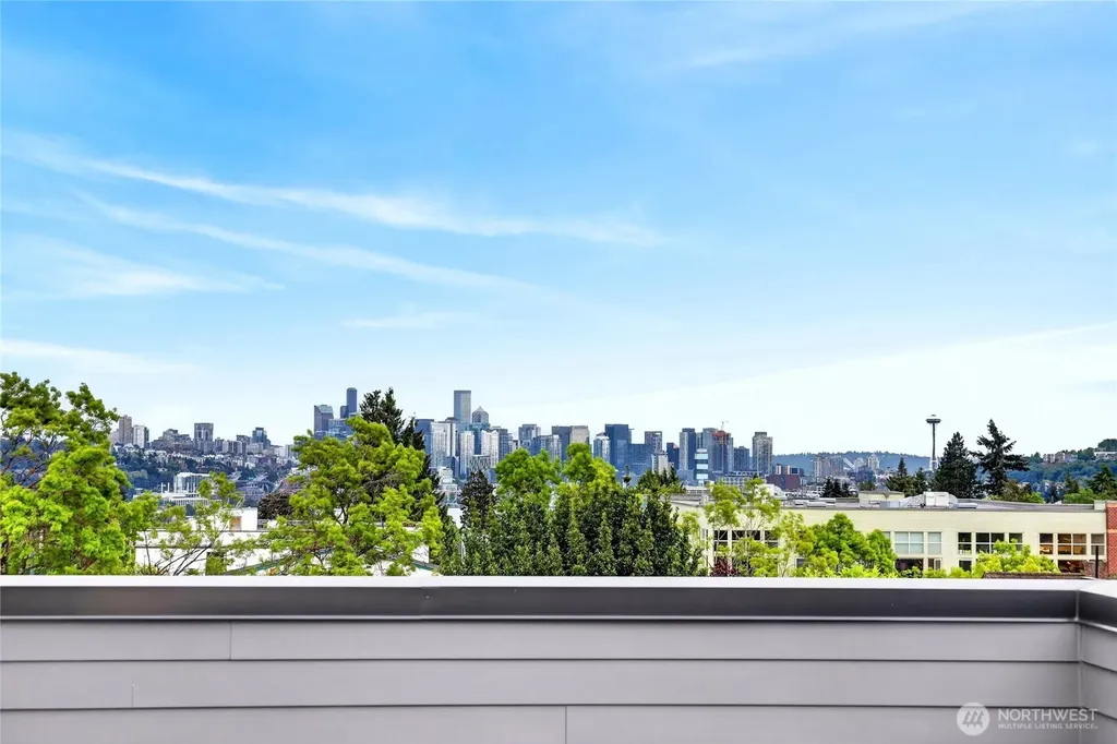 4529 Corliss Avenue N Seattle WA 98103