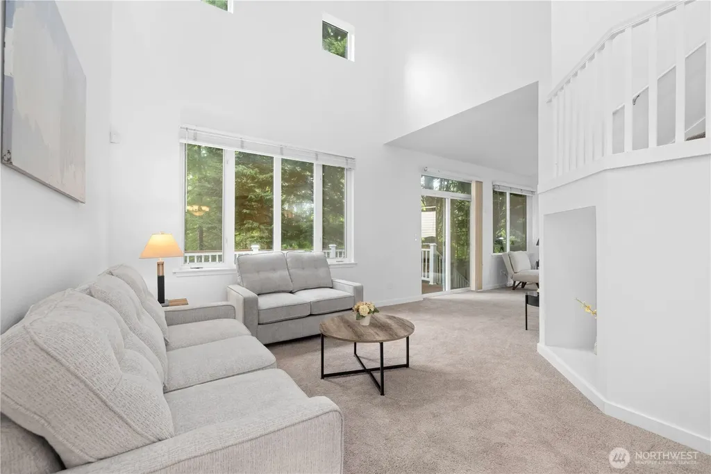 22526 SE 12th Place Sammamish WA 98075
