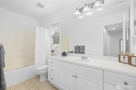 22526 SE 12th Place Sammamish WA 98075