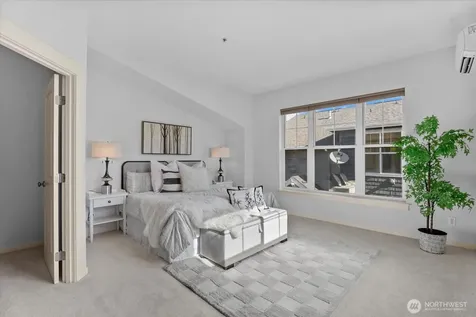 1867 NE Kenyon Court Issaquah WA 98029