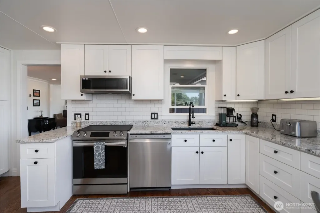 701 37th Street Anacortes WA 98221
