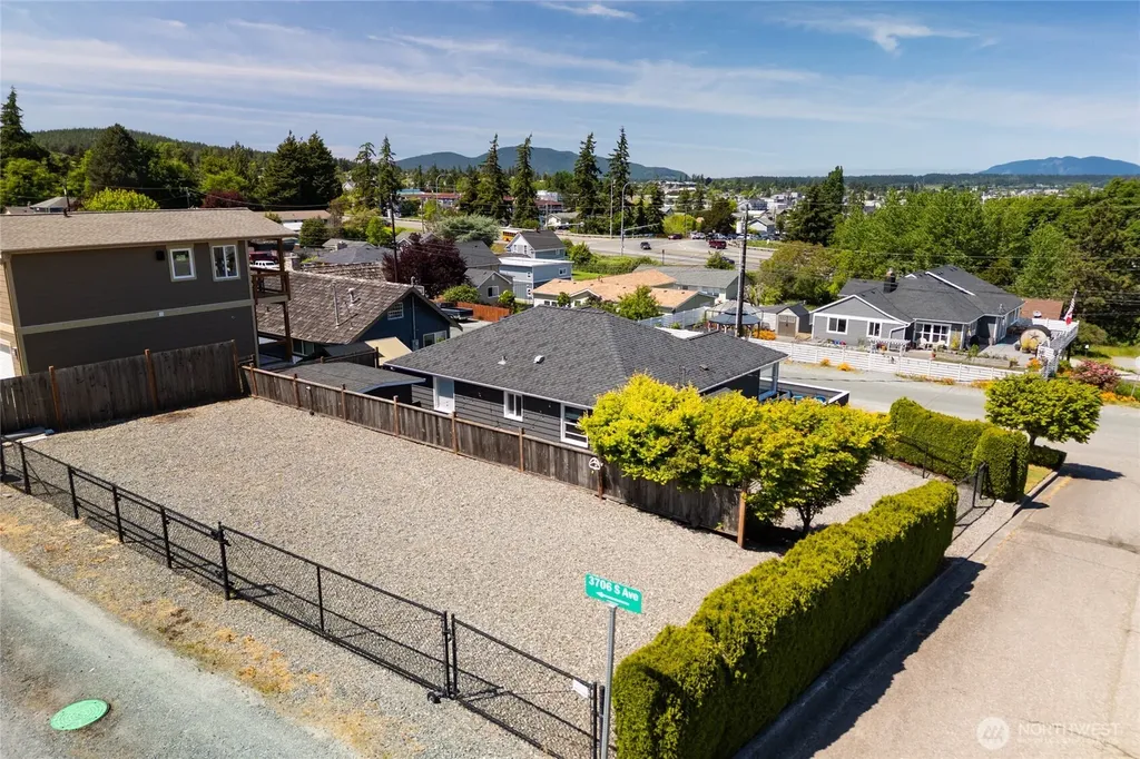 701 37th Street Anacortes WA 98221