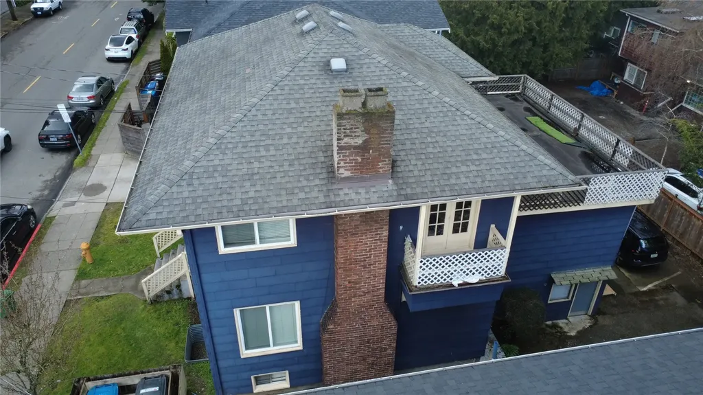 5026 20th Avenue NE Seattle WA 98105