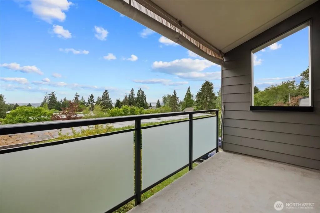 11226 NE 68th Street Kirkland WA 98033