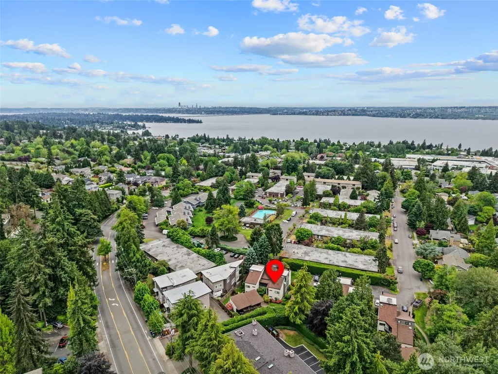 11226 NE 68th Street Kirkland WA 98033
