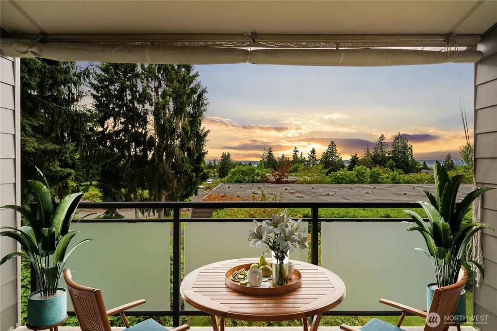 11226 NE 68th Street Kirkland WA 98033