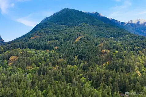 12619 444th Avenue SE North Bend WA 98045
