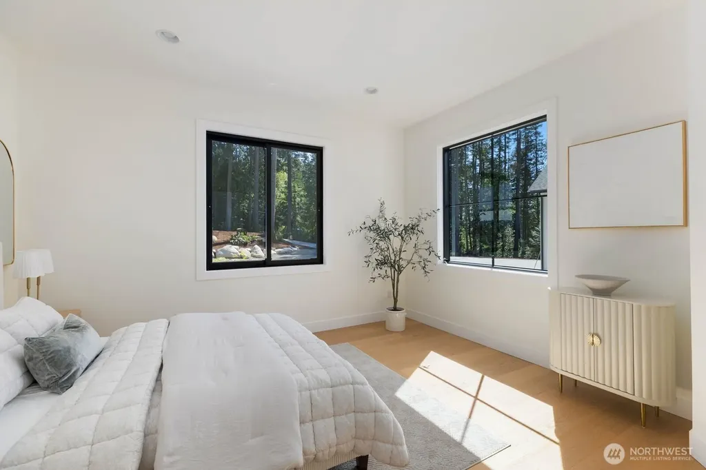 26328 SE 152nd Street Issaquah WA 98027