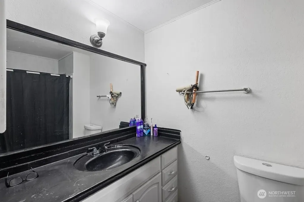 1607 W 46th Avenue Kennewick WA 99337