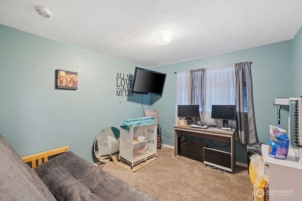 1607 W 46th Avenue Kennewick WA 99337
