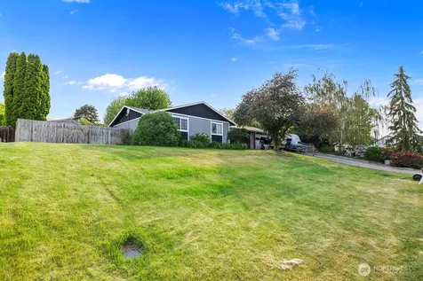 1607 W 46th Avenue Kennewick WA 99337