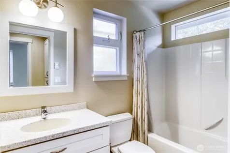 690 Wintersweet Road NE Bainbridge Island WA 98110
